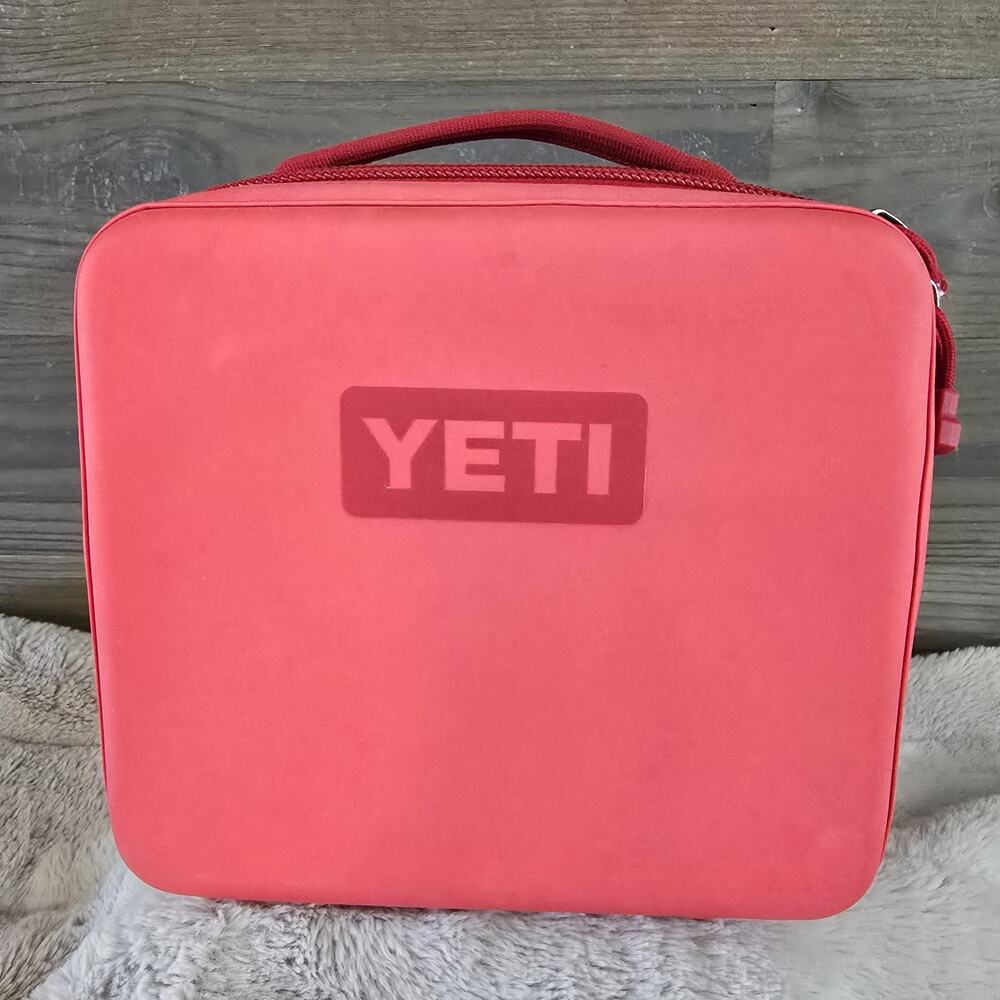 YETI Daytrip Lunch Box orange Insulated Durable Outdoor Advanture 3l